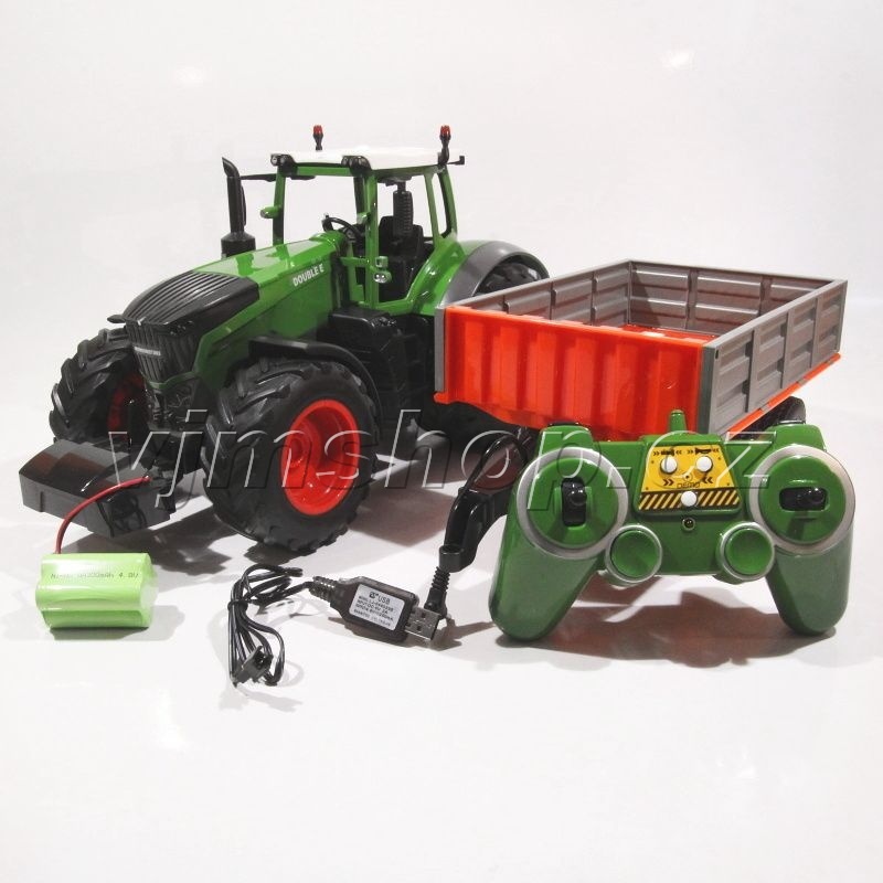 RC - Farm Taktor s vlečkou 1:16