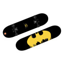 Skateboard Bat-Man